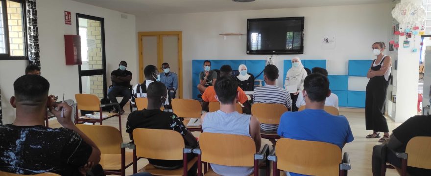 Testimonios de superación de refugiados para el alumnado de IEDH